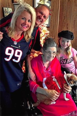 Christine Louise Moss - Photo 41