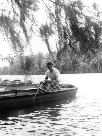 Christine Louise Moss - Photo 45