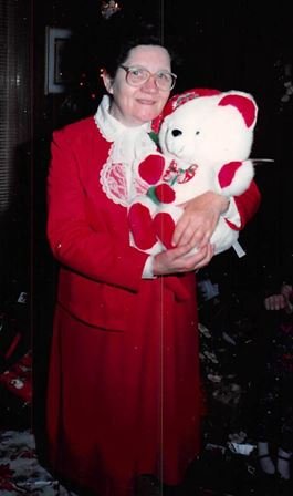 Christine Louise Moss - Photo 48