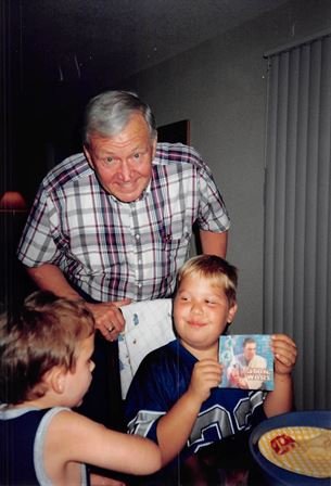 Howard Nelson - Photo 18