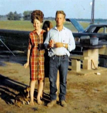 JoAnn Taylor Hanks - Photo 6