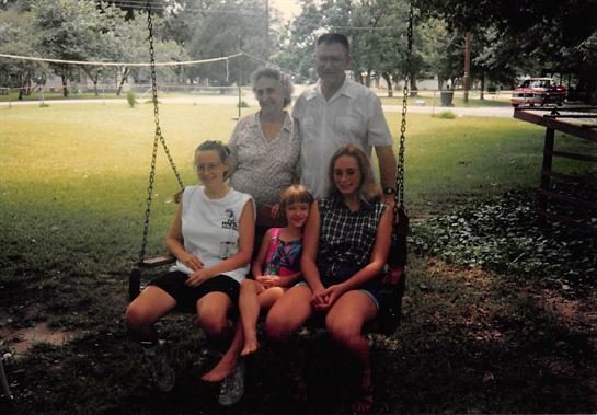 Lorene Ognoskie - Photo 25