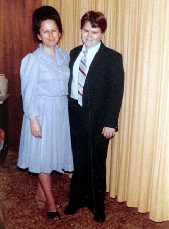 Stephen Edward Hall - Photo 63