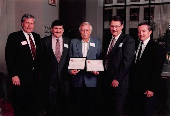 Robert "Bob" McGill - Photo 2