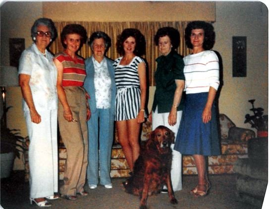 Betty Ann Moore - Photo 14