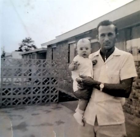 Louie Harold Ray - Photo 3