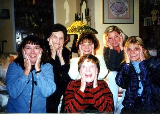 Cindy Mendoza Stenglein - Photo 4