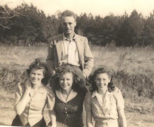 Lottie Mae Franklin - Photo 32