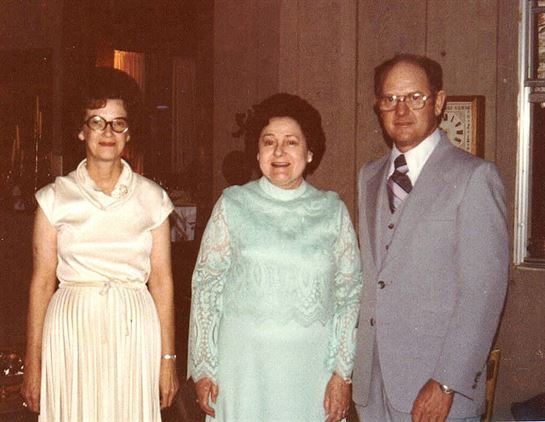 Betty Tiller - Photo 32