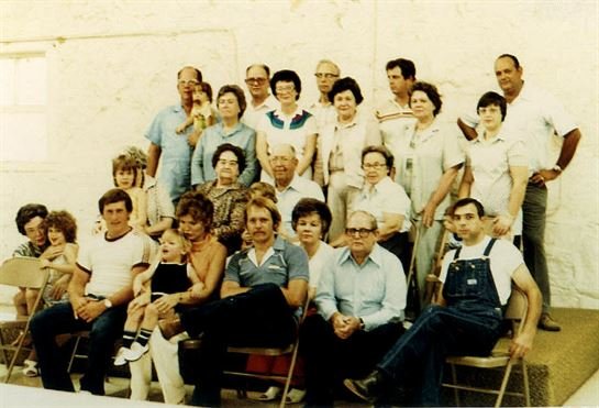 Betty Tiller - Photo 50