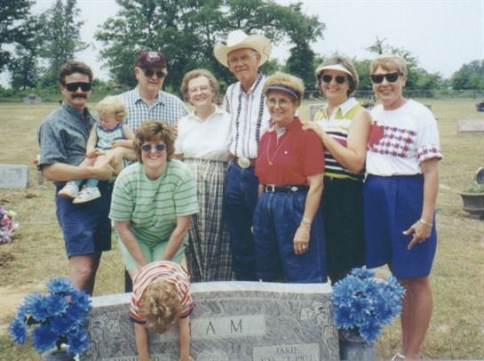 Betty Tiller - Photo 73