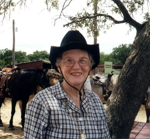 Betty Tiller - Photo 103