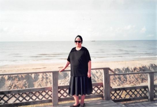 Joyce Romero - Photo 15