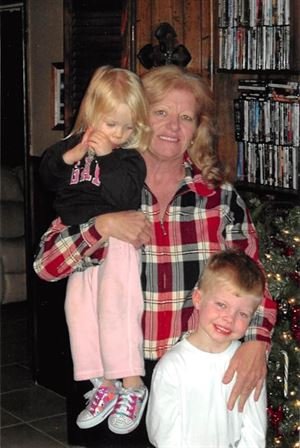 Judy Lee Deal - Photo 36