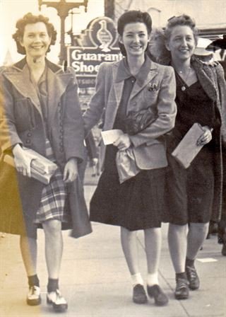 Helen Frances Crawford Sweatman - Photo 33