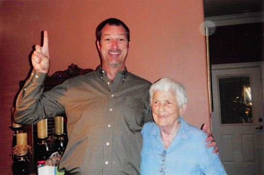 Ann Bell Olliff - Photo 7