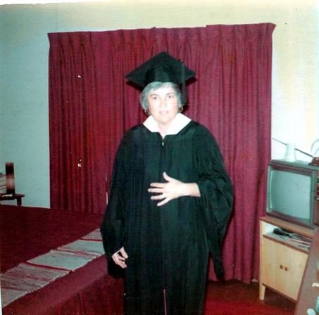 Ann Bell Olliff - Photo 40