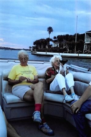 Ann Bell Olliff - Photo 47